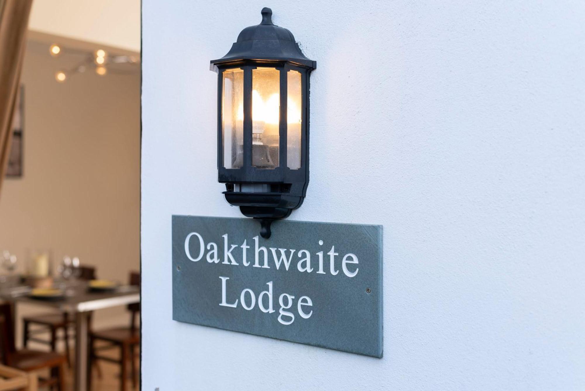 Lodge House - Windermere - Private Garden المظهر الخارجي الصورة